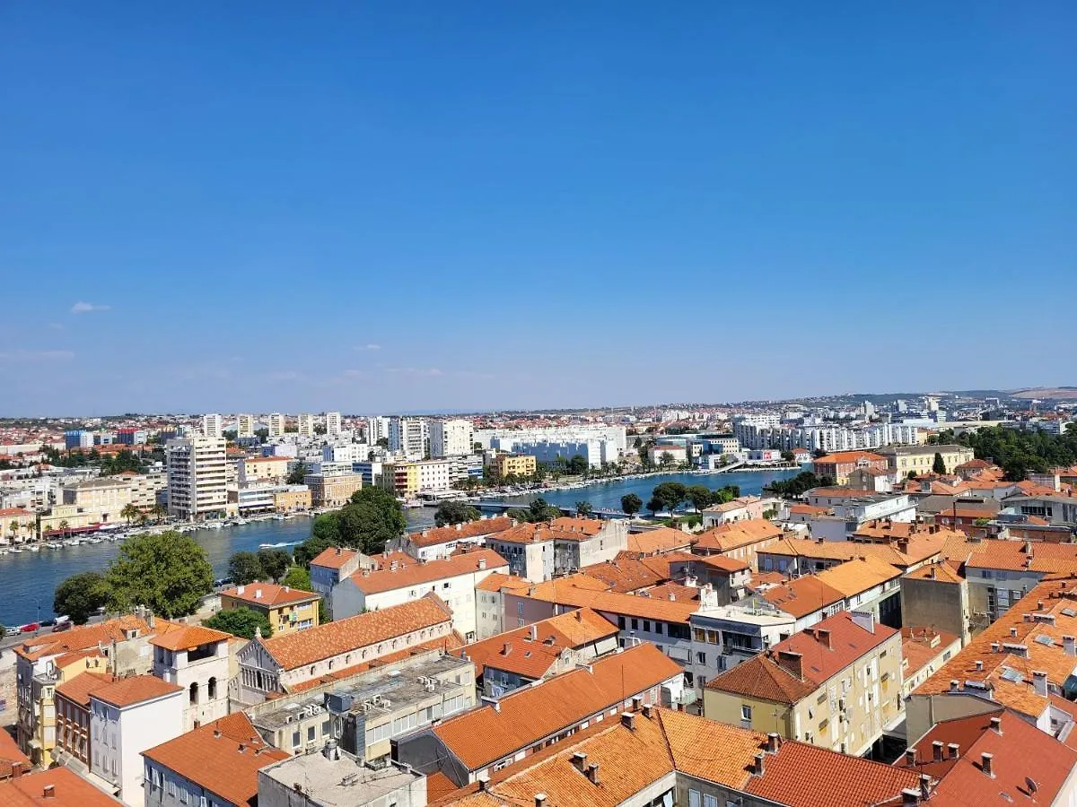 Apartment Leonardo Vrsi