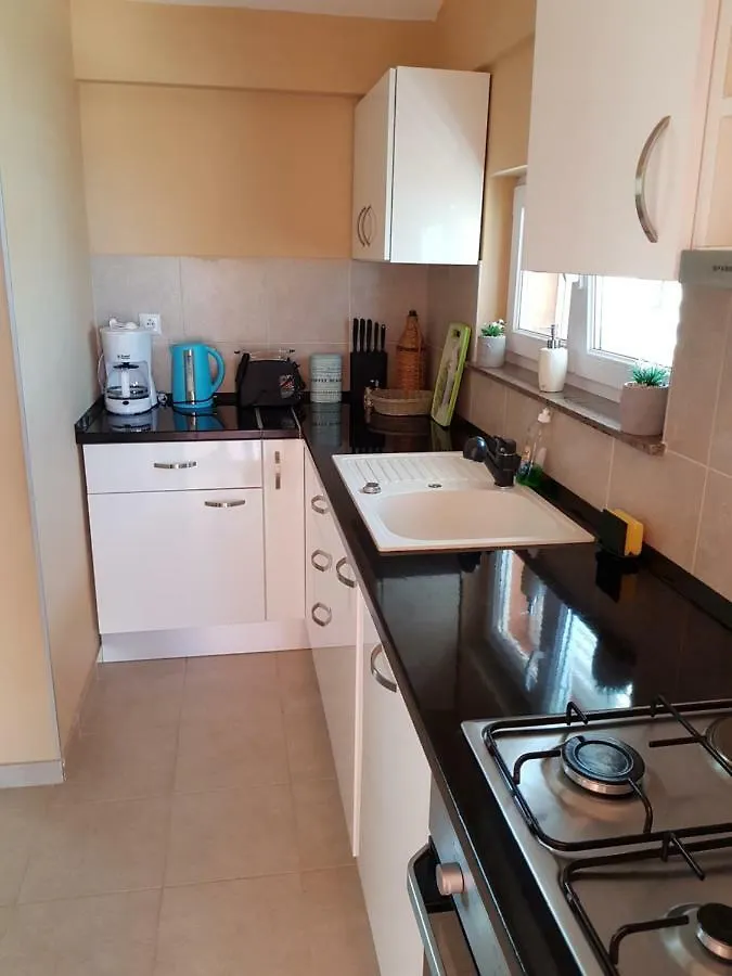 Apartment Leonardo Vrsi 0*,  Croatia