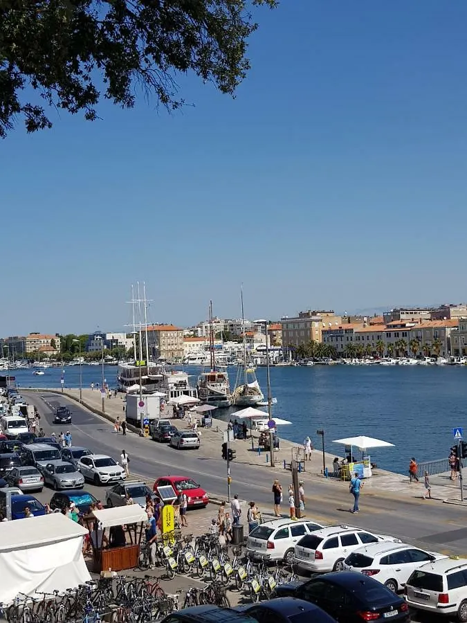 Apartment Leonardo Vrsi Chorvatsko