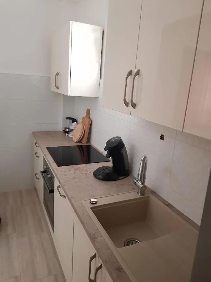 Apartment Leonardo Vrsi