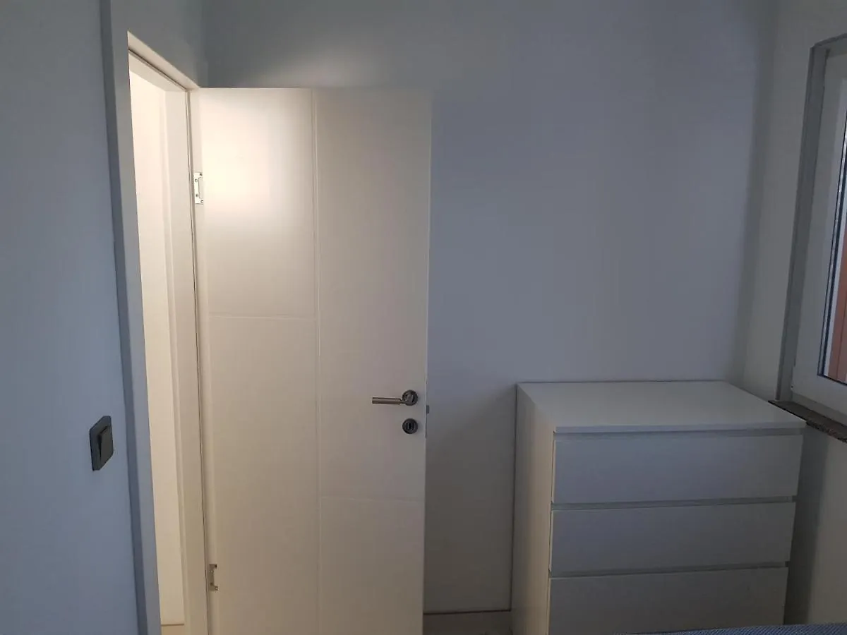 Apartment Leonardo Vrsi